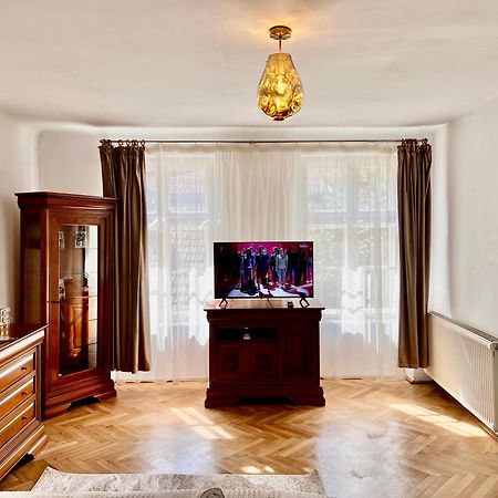 Old Town City Center Apartments Brașov Exterior foto